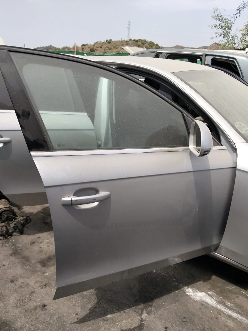 Foto de PUERTA DELANTERA DERECHA AUDI A4 BERLINA (8K2) 2.0 16V TDI (143 CV / 105 KW)