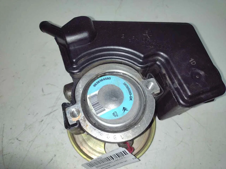 Foto de BOMBA DIRECCION PEUGEOT 206 referencia 9638364580