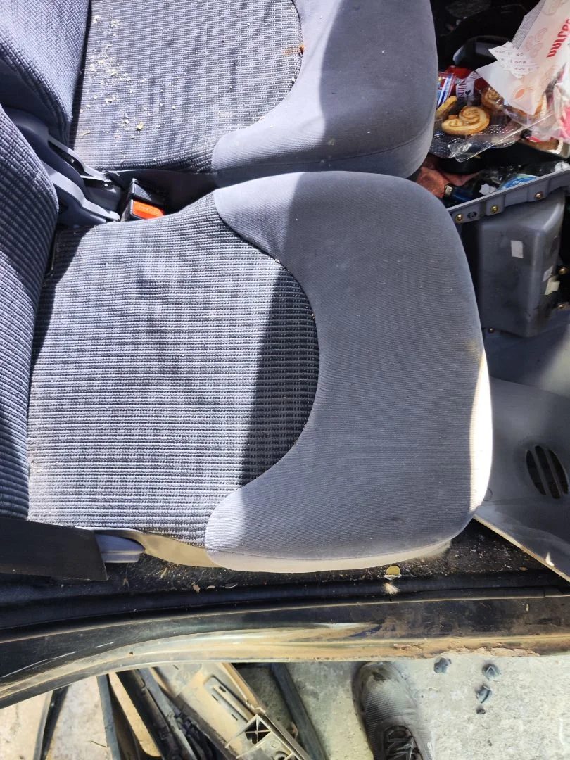 Foto de ASIENTOS TRASERO DERECHO CITROEN XSARA PICASSO 1.6 HDi CAT (9HY / DV6TED4) (109 CV / 80 KW)