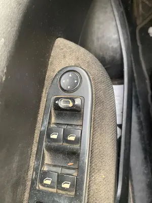 Foto de MANDO RETROVISOR PEUGEOT 307 BREAK / SW (S1)(04.2002) 2.0 16V HDi FAP CAT (RHR / DW10BTED4) (136 CV / 100 KW)