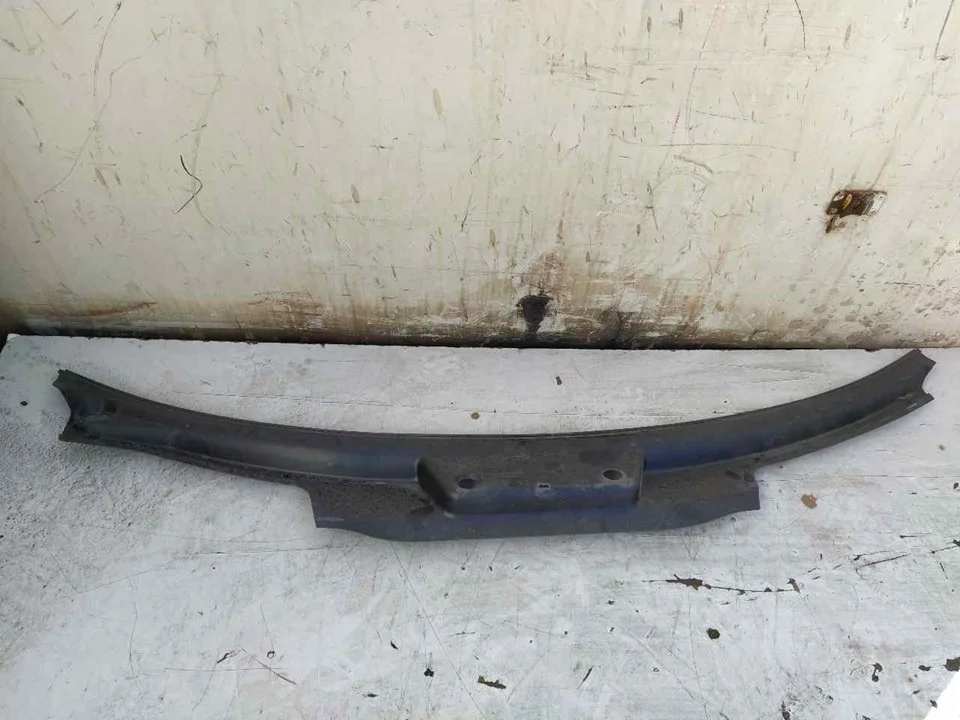 Foto de TORPEDO PORSCHE CAYENNE (TIPO 92A) referencia 7P5819401B