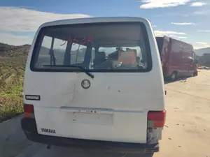 Foto de BRAZO LIMPIA TRASERO VOLKSWAGEN GOLF IV BERLINA (1J1)(10.1997) 1.6 16V (105 CV / 77 KW)