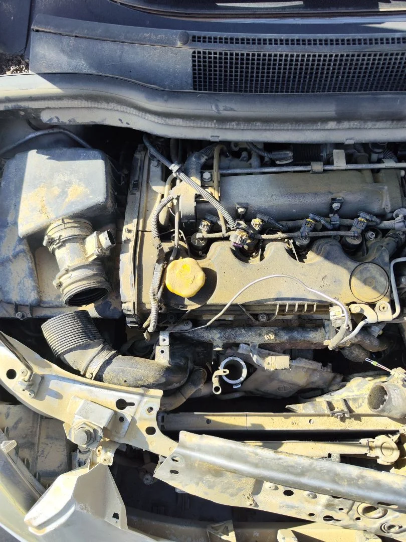 Foto de MOTOR COMPLETO OPEL ZAFIRA B 1.9 CDTI (120 CV / 88 KW) referencia 55208329