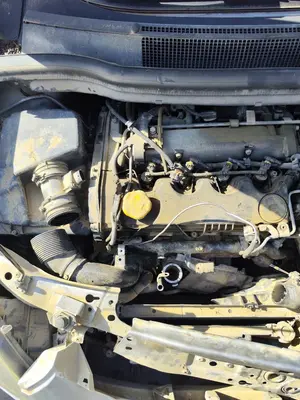 Foto de MOTOR COMPLETO OPEL ZAFIRA B 1.9 CDTI (120 CV / 88 KW) referencia 55208329