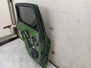 Foto de PUERTA TRASERA IZQUIERDA PORSCHE MACAN (95BA) referencia 95B833312A foto 4