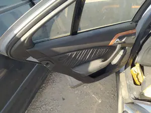 Foto de MANDO ELEVALUNAS TRASERO IZQUIERDO MERCEDES-BENZ CLASE S (BM 220) BERLINA 5.0 V8 24V CAT (306 CV / 225 KW)