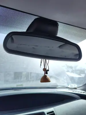 Foto de RETROVISOR INTERIOR NISSAN PRIMERA BERLINA (P12) 1.9 16V Turbodiesel CAT (120 CV / 88 KW)