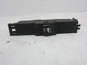 Foto de MANDO ELEVALUNAS DELANTERO IZQUIERDO BMW SERIE 3 BERLINA (E46) referencia 61318381511