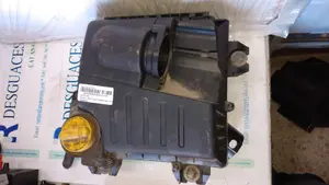 Foto de CAJA FILTRO AIRE RENAULT TRAFIC II FURGÓN referencia 8200467321 foto 3