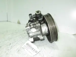 Foto de BOMBA DIRECCION AUDI A4 BERLINA (8E) referencia 8E0145155T foto 4