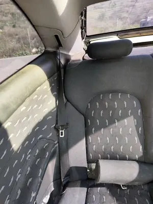 Foto de CINTURON SEGURIDAD TRASERO DERECHO MERCEDES-BENZ CLASE C (BM 203) SPORTCOUPE 2.2 CDI CAT (143 CV / 105 KW)
