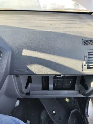 Foto de AIRBAG DELANTERO DERECHO KIA CARENS (RS) 1.8 16V CAT (126 CV / 93 KW)