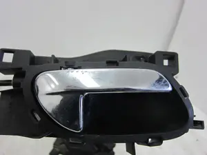 Foto de CERRADURA PUERTA TRASERA IZQUIERDA PEUGEOT 407 1.6 HDi FAP CAT (9HZ / DV6TED4) (109 CV / 80 KW) referencia 9686691880 foto 2