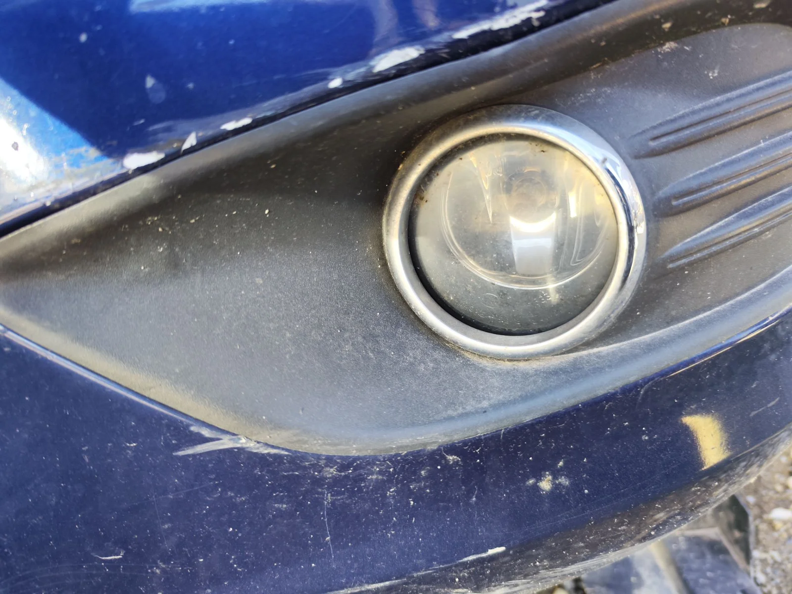Foto de FARO ANTINIEBLA IZQUIERDO FORD FOCUS CABRIO (CA5) 2.0 TDCi CAT (136 CV / 100 KW)