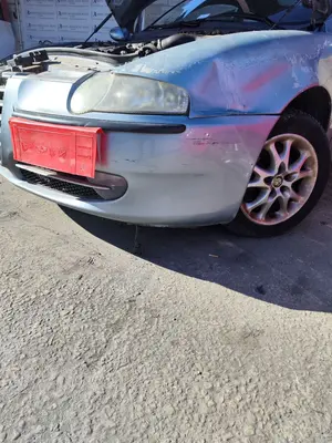 Foto de PARAGOLPES DELANTERO ALFA ROMEO 147 (190) 1.9 JTD CAT (110 CV / 81 KW) foto 3