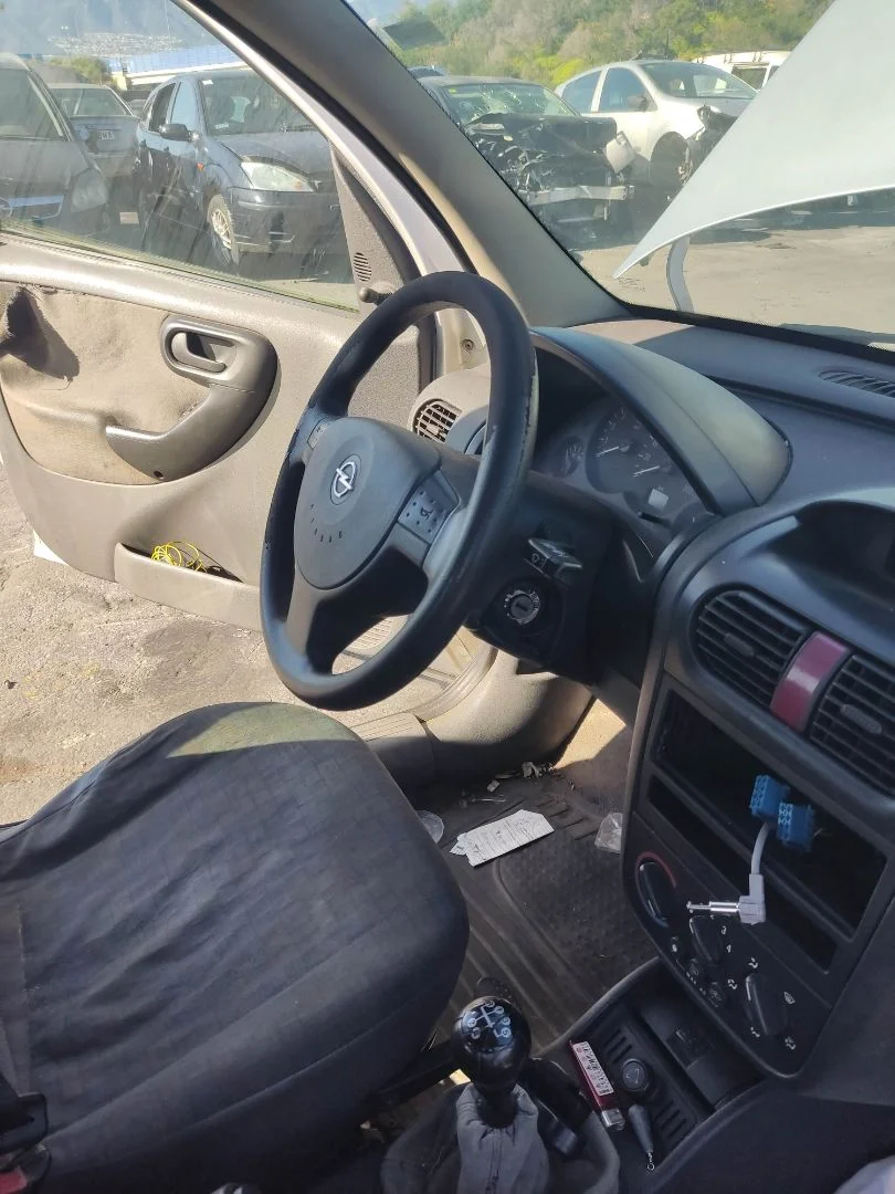 Foto de COLUMNA DIRECCION OPEL COMBO (CORSA C) 1.7 16V DI CAT (Y 17 DTL / LK8) (65 CV / 48 KW)