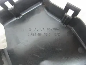 Foto de CAJA RELES / FUSIBLES AUDI A3 (8L) 1.9 TDI (110 CV / 81 KW) referencia 8D1941824 foto 4