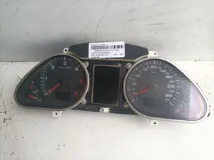 Foto de CUADRO INSTRUMENTOS AUDI A6 BERLINA (4F2) referencia 5550007301 foto 1