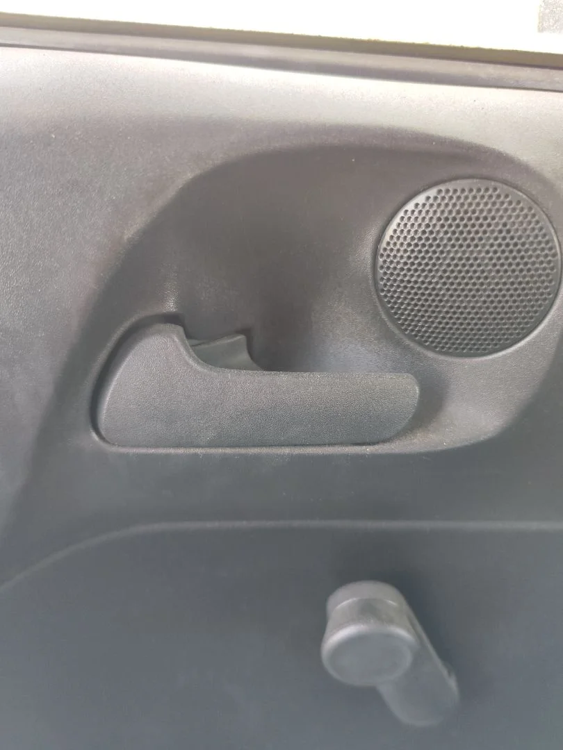Foto de MANETA INTERIOR TRASERA IZQUIERDA OPEL ZAFIRA A 1.6 16V (101 CV / 74 KW)