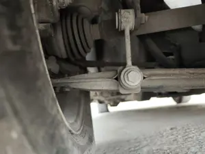 Foto de BRAZO SUSPENSION DELANTERO DERECHO VOLKSWAGEN BORA BERLINA (1J2)(1998) 1.9 TDI (110 CV / 81 KW)