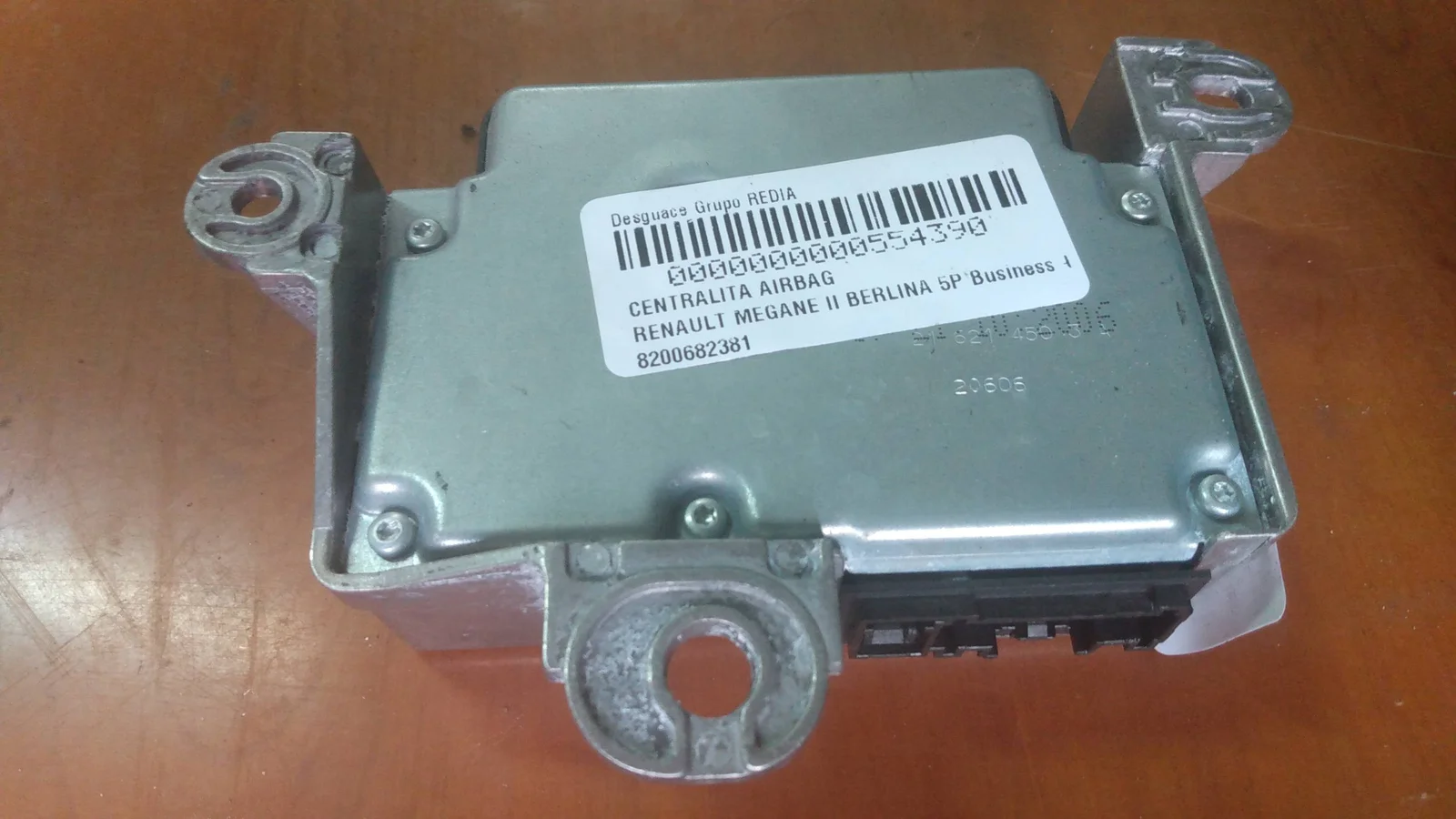 Foto de CENTRALITA AIRBAG RENAULT MEGANE II BERLINA 5P 1.9 dCi Diesel FAP CAT (110 CV / 81 KW) referencia 8200682381