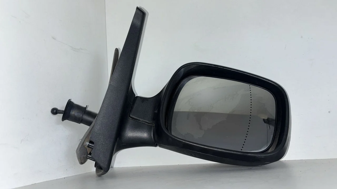Foto de RETROVISOR DERECHO RENAULT KANGOO I (F/KC0) 1.9 dCi Diesel CAT (84 CV / 62 KW)