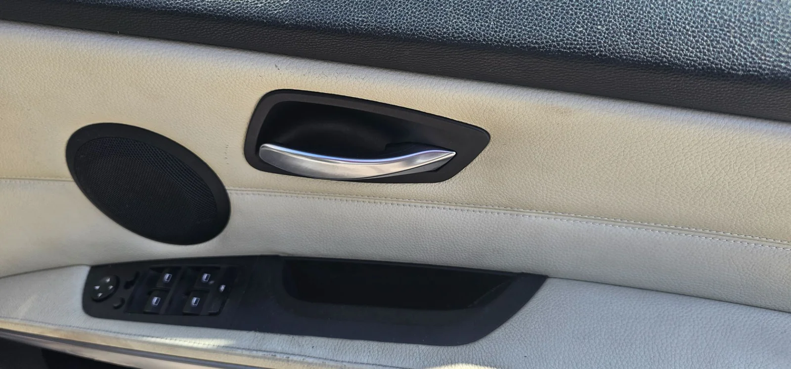 Foto de MANETA INTERIOR DELANTERA DERECHA BMW SERIE 3 BERLINA (E90) 2.0 CAT (129 CV / 95 KW)