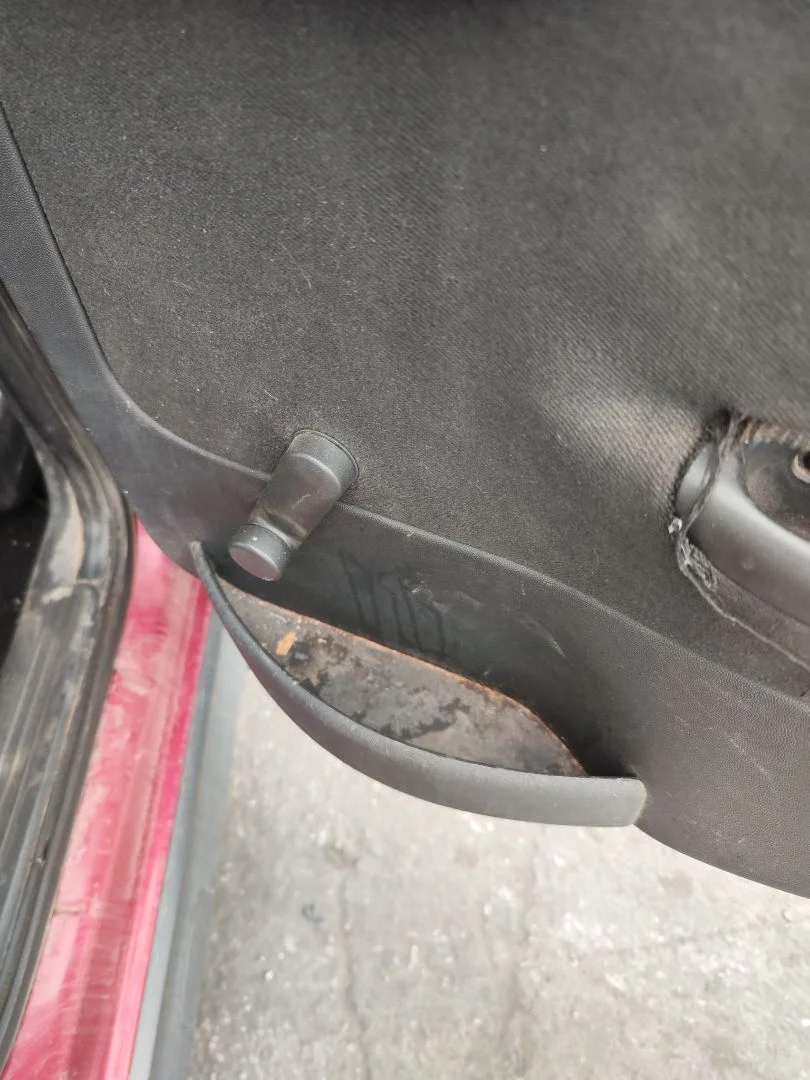 Foto de ELEVALUNAS TRASERO IZQUIERDO OPEL CORSA C 1.4 16V (90 CV / 66 KW) referencia 9114706