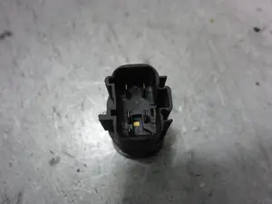 Foto de INTERRUPTOR FORD FIESTA BERLINA (DX) 1.3 CAT (60 CV / 44 KW) referencia D3L0A foto 3