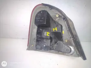Foto de PILOTO TRASERO DERECHO MG ROVER ROVER 75 (RJ) 2.0 16V CDT (116 CV / 85 KW) referencia 263142 foto 5