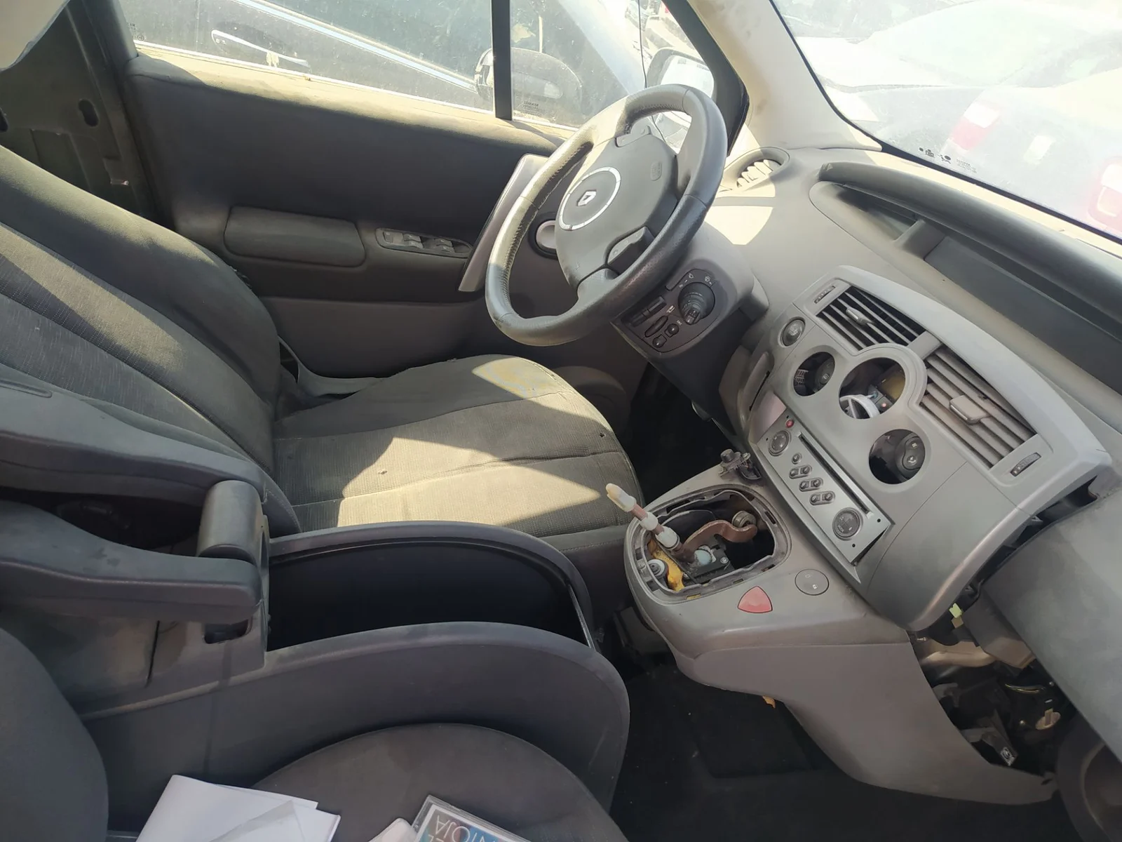 Foto de PALANCA CAMBIO RENAULT SCENIC II (JM) 1.5 dCi Diesel (106 CV / 78 KW)