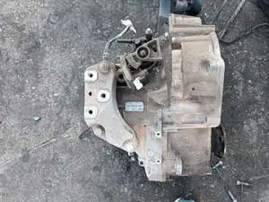 Foto de CAJA CAMBIOS AUDI A3 (8P1) 2.0 TDI (140 CV / 103 KW) referencia LNz foto 8