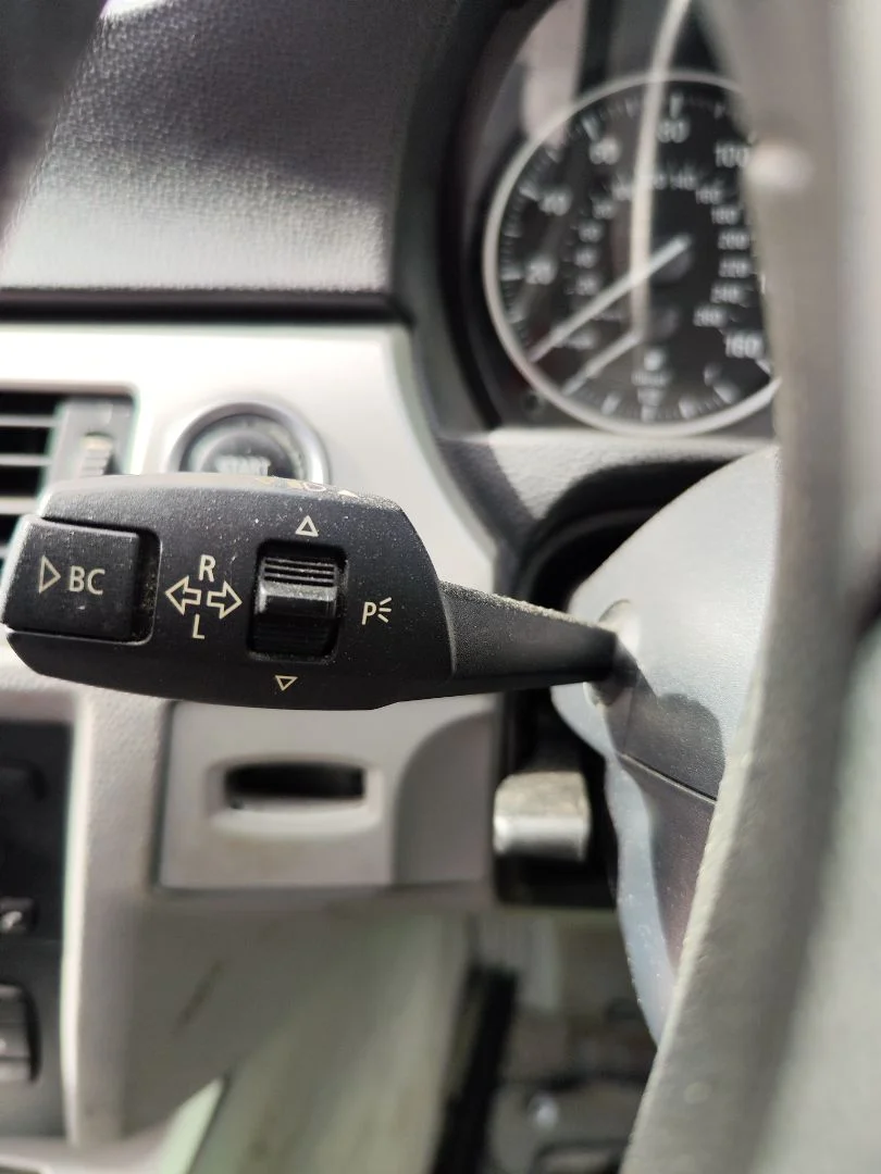 Foto de MANDO INTERMITENTES BMW SERIE 3 BERLINA (E90) 2.0 Turbodiesel CAT (143 CV / 105 KW)