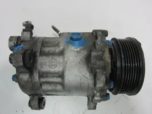 Foto de COMPRESOR AIRE ACONDICIONADO VOLKSWAGEN GOLF IV BERLINA (1J1)(10.1997) referencia SD6V121410 foto 7