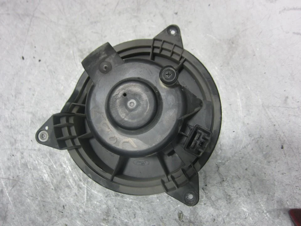 Foto de MOTOR CALEFACCION FORD TOURNEO CONNECT (TC7) 1.8 TDCi CAT (90 CV / 66 KW) referencia XS4H18456AD