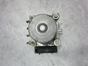 Foto de ABS RENAULT CLIO II FASE II (B/CB0) 1.4 16V (98 CV / 72 KW) referencia 0265800335 foto 5