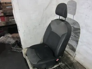 Foto de ASIENTO DELANTERO DERECHO DACIA DOKKER 1.5 dCi Diesel FAP CAT (90 CV / 66 KW) referencia 873117105R foto 5