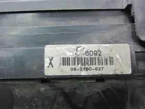 Foto de CAJA RELES / FUSIBLES CHEVROLET ALERO 2.4 CAT (141 CV / 104 KW) referencia 082460637 foto 3