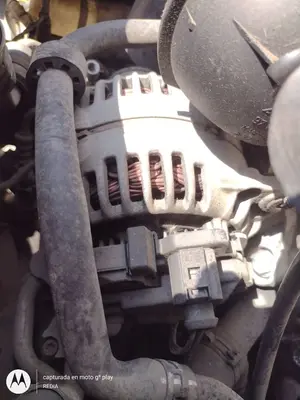 Foto de ALTERNADOR VOLKSWAGEN GOLF V (1K1)(10.2003) 2.0 TDI (140 CV / 103 KW) referencia 06F903023F