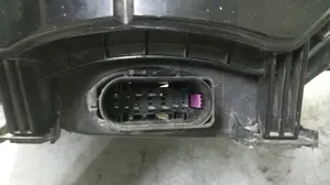 Foto de FARO DERECHO FORD MONDEO BERLINA (CA2) 1.8 TDCi CAT (125 CV / 92 KW) referencia 1EF01054102 foto 2