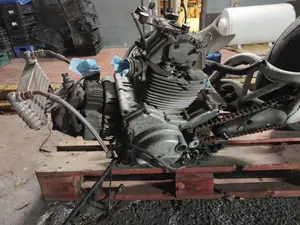 Foto de MOTOR COMPLETO DUCATI MONSTER 696 696 cm3 - 58.8 kW (80 CV / 59 KW) referencia ZDM692A2 foto 3