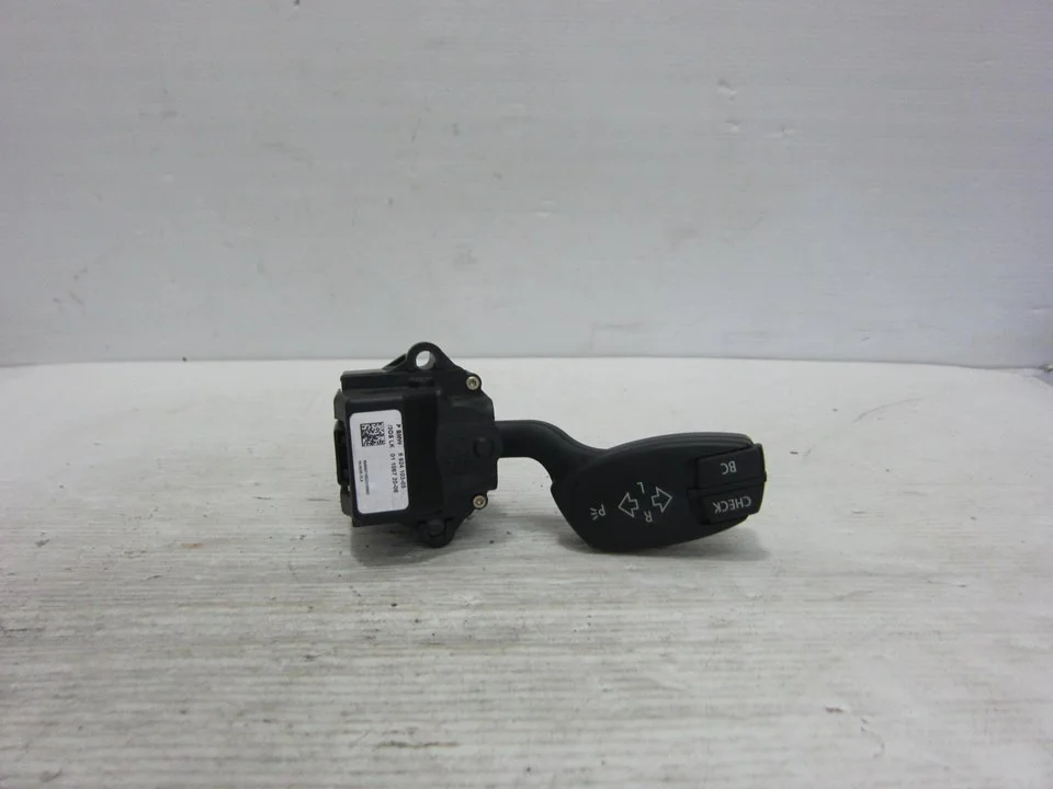 Foto de MANDO INTERMITENTES BMW SERIE 5 BERLINA (E60) referencia 692410305
