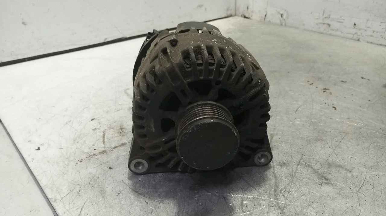 Foto de ALTERNADOR CITROEN JUMPY 2.0 HDi CAT (RHK / DW10UTED4) (120 CV / 88 KW) referencia 9646321780