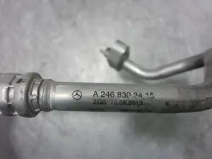 Foto de TUBOS AIRE ACONDICIONADO MERCEDES-BENZ CLASE GLA (BM 156) 2.1 CDI CAT (136 CV / 100 KW) referencia A2468303415 foto 3