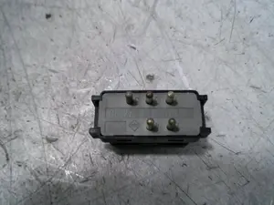 Foto de INTERRUPTOR MERCEDES-BENZ CLASE 124 (BM 124) BERLINA 3.0 Diesel (113 CV / 83 KW) referencia 1248207410 foto 2