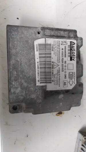 Foto de CENTRALITA AIRBAG CITROEN C4 COUPE 2.0 16V CAT (RFJ / EW10A) (140 CV / 103 KW) referencia 9653493780 foto 2