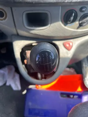Foto de PALANCA CAMBIO RENAULT TRAFIC II FURGÓN 2.5 dCi Diesel CAT (135 CV / 99 KW)