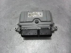Foto de CENTRALITA MOTOR UCE MERCEDES-BENZ CLASE A (BM 169) 2.0 CDI CAT (82 CV / 60 KW) referencia A6401506379