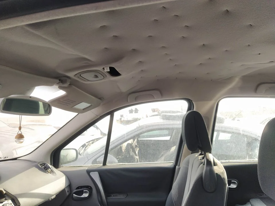 Foto de ASIDERO TECHO DELANTERO DERECHO RENAULT SCENIC II 1.6 16V (113 CV / 83 KW)