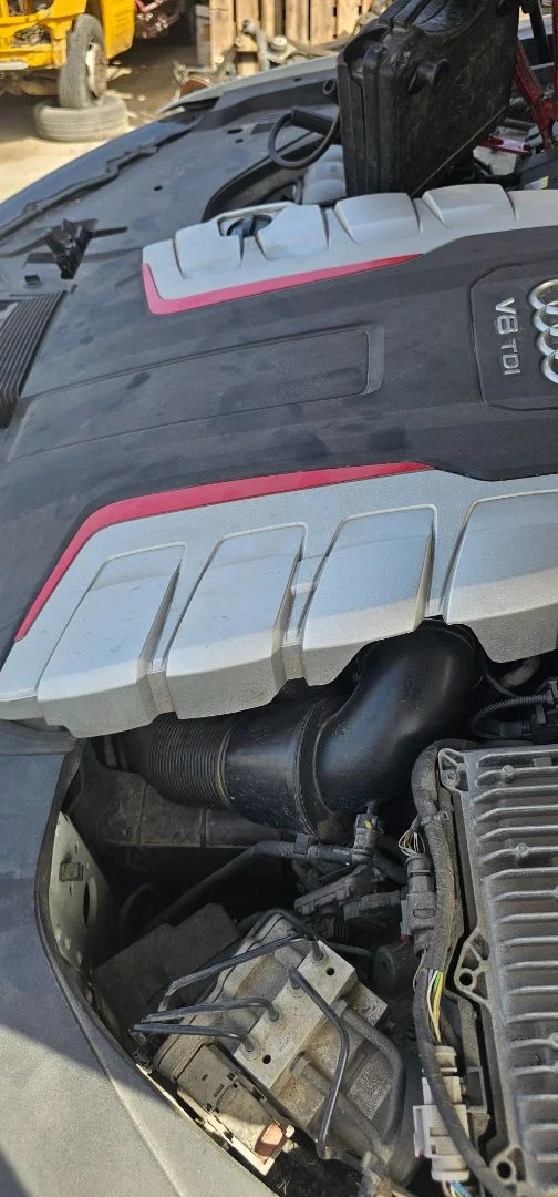 Foto de COMPRESOR AIRE ACONDICIONADO AUDI SQ7 (4MB) 4.0 V8 TDI (435 CV / 320 KW) referencia 4M0816803N